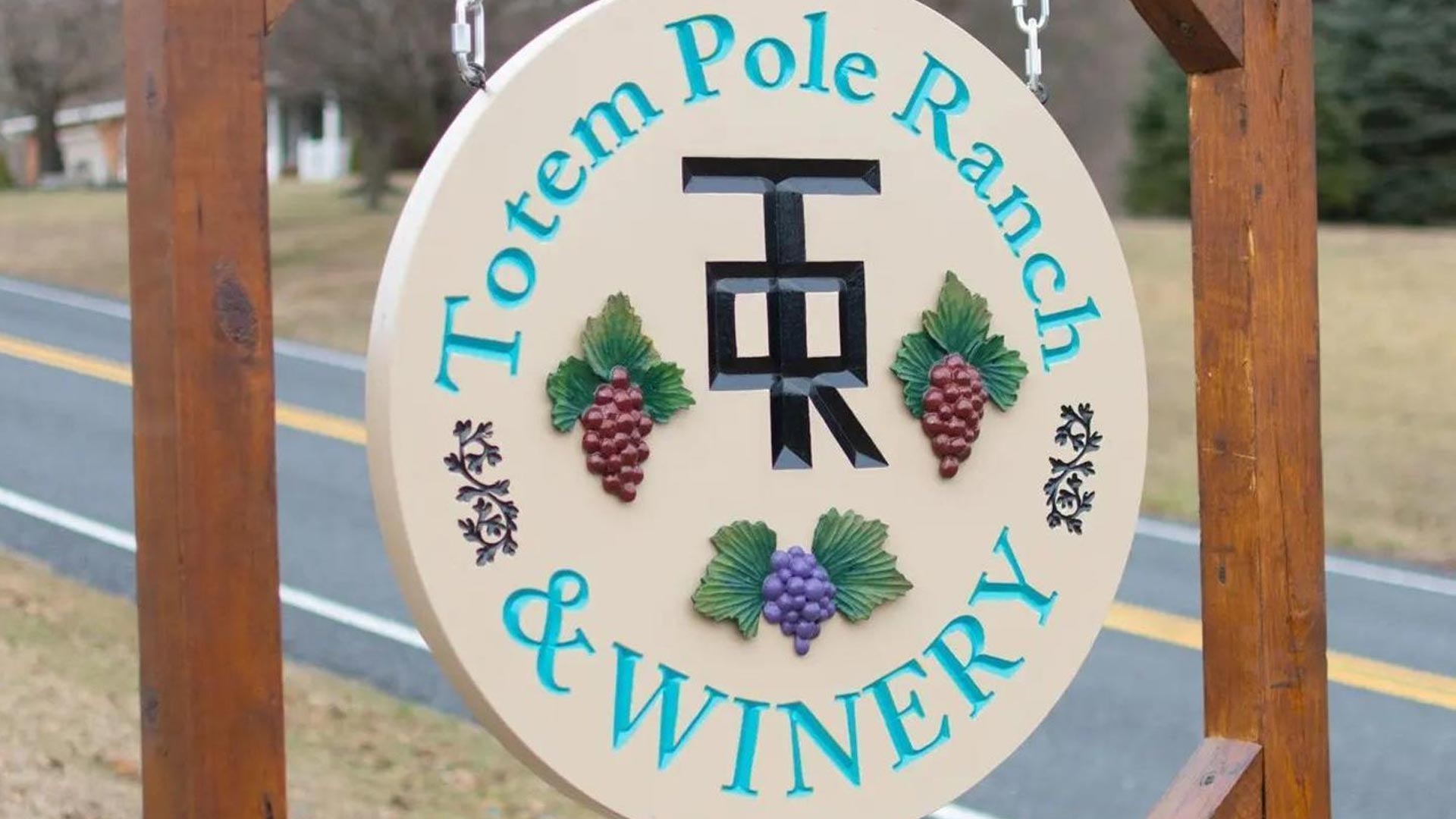totem-pole-winery