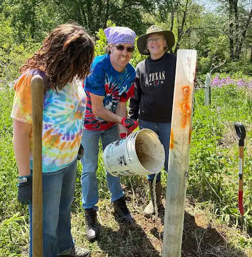 CVTU volunteers planting native replacement trees in the Wittlinger Riparian Buffer.